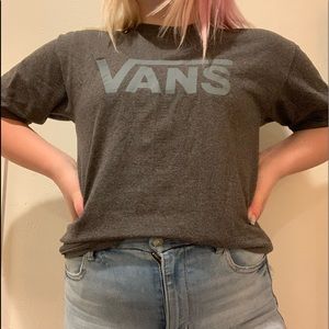 vans grey tee